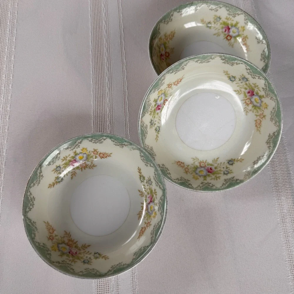 Vintage Debs Porcelain Fruit Bowls Set of 3 Floral Green Scalloped Edge 5